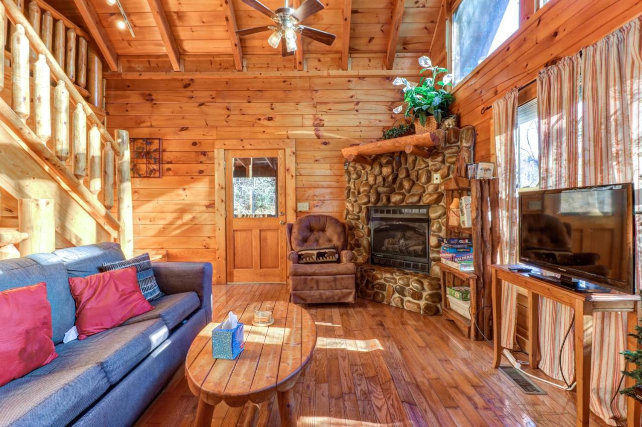 Sugar Bear Cabin Sevierville Extérieur photo